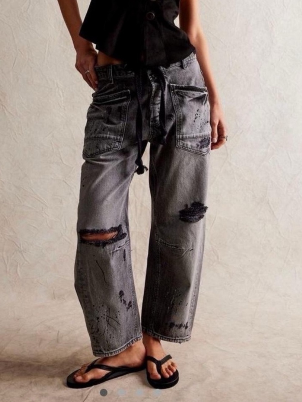 NWT FREE PEOPLE SOLD OUT Dutton Graphite Moxie Barrel Jeans SZ: 32L